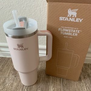 Stanley Adventure Quencher Tumbler 40 Oz Rose H2.0 same day shipping